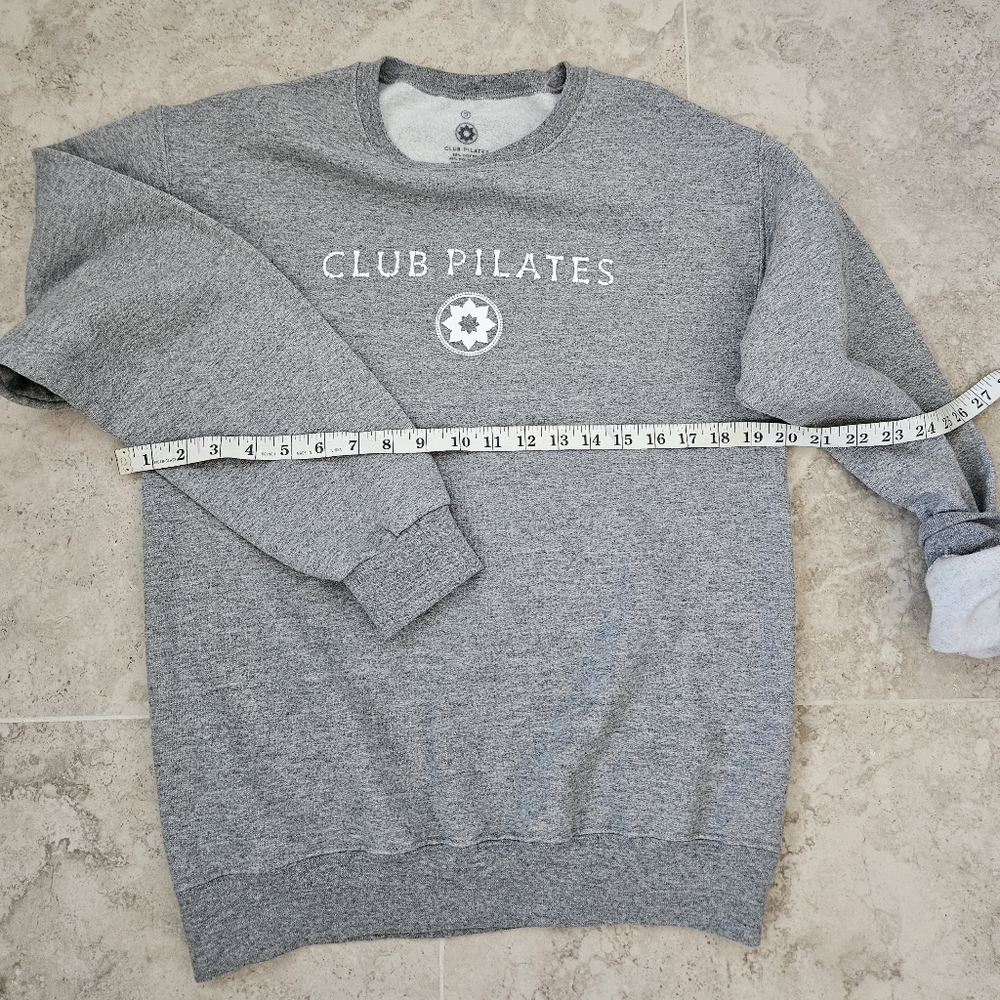 Club Pilates,crewneck,S ( Oversize)
